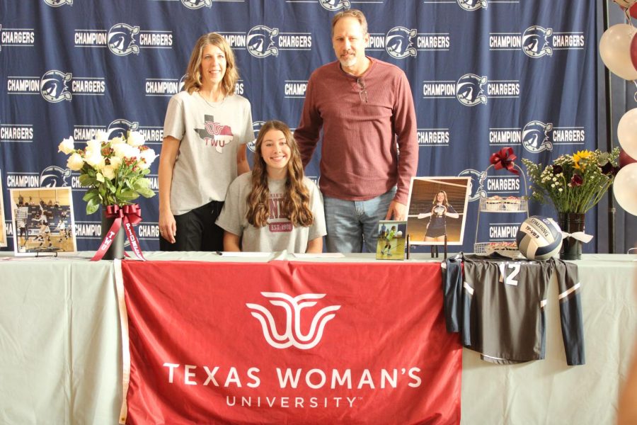 Kelsey Rogers signed with Texas Womans University to continue her volleyball career.